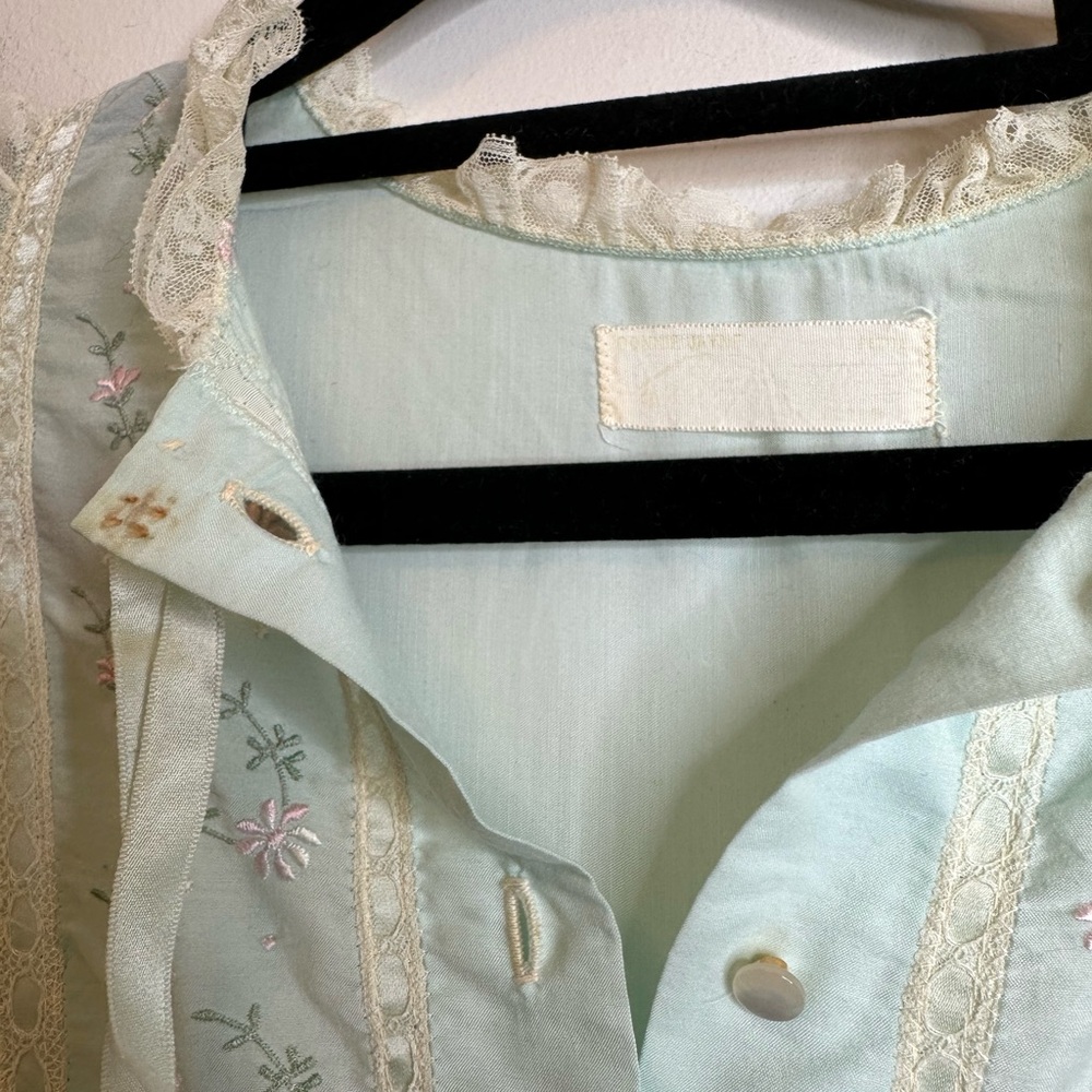 Vintage Light Blue Floral Embroidered Lace Trim Nightgown Dress - Picture 10 of 13